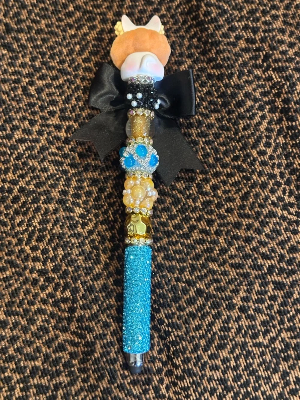 Gorgeous Hand Crafted Pen with an Authentic  DoDo Nami Pet Unicorn as the Focal